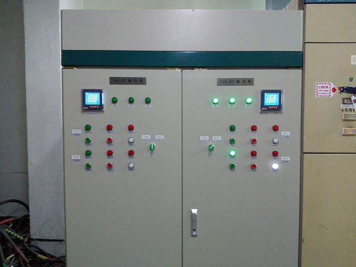 上海一冷開利集團(tuán)2MW變頻電源2.jpg